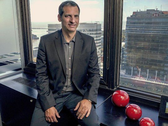 El cordobés Daniel Scarafia, director general de Hitachi Vantara para América Latina, aseguró que hoy en las empresas de América Latina las dos puntos que no dejan dormir a los gerentes generales son los costos y seguridad en tecnología.