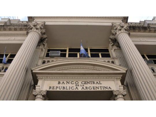 Se podrán abrir cajas de ahorro sólo con el DNI