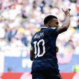 Kylian Mbappé alcanzó los 22 goles en 22 partidos mundialistas. Kylian Mbappé alcanzó los 22 goles en 22 partidos mundialistas.