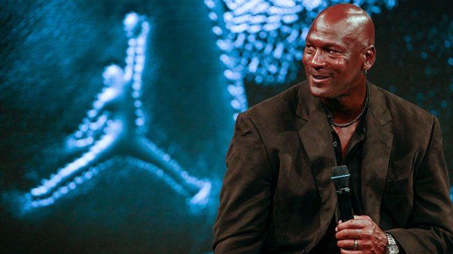 Michael Jordan logró desprenderse de su mansión en Illinois