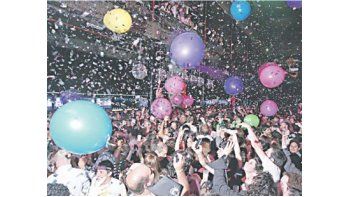 ámbito.com | Fiestas de  fin de año: tecnología, shows y mucha creatividad