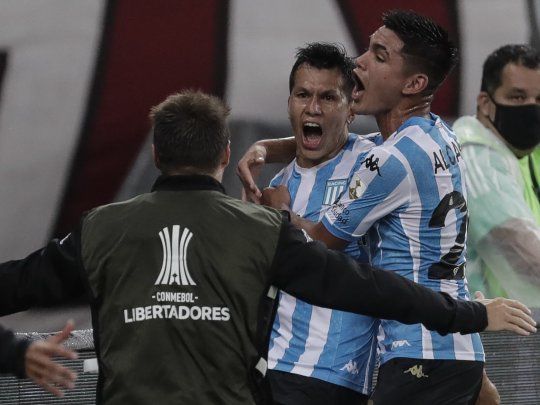 Racing eliminó a Flamengo de la Copa Libertadores.
