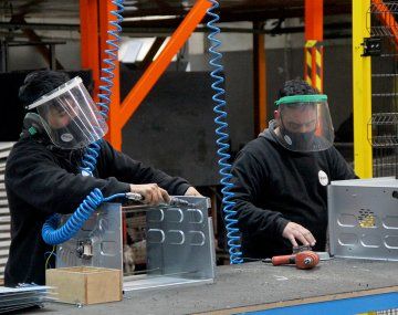 El Gobierno avanza en la reforma laboral, uno de los cambios de segunda generación que busca la gestión de Milei. El Gobierno avanza en la reforma laboral, uno de los cambios de segunda generación que busca la gestión de Milei.