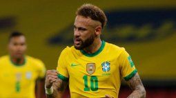 The trick that the Brazilian star once did can be learned in a series of steps. The trick that the Brazilian star once did can be learned in a series of steps.