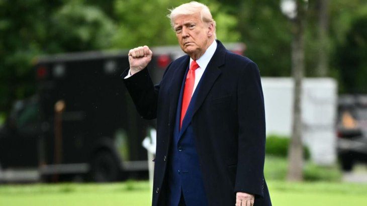 Donald Trump sigue endureciendo la política migratoria.   
