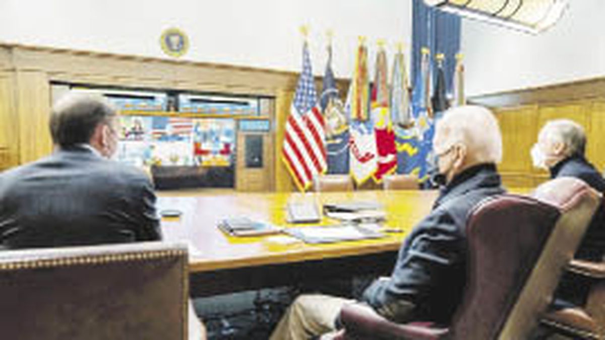 Biden announced that the US will impose economic sanctions on Russia