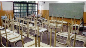 Docentes afirman que se disparó inflación y por eso piden reabrir paritarias