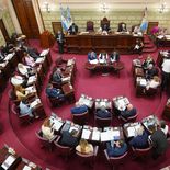 La Legislatura de Santa Fe deberá debatir el proyecto de Presupuesto 2026 enviado por Maximiliano Pullaro. La Legislatura de Santa Fe deberá debatir el proyecto de Presupuesto 2026 enviado por Maximiliano Pullaro.