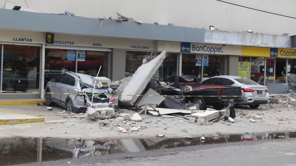 The number of deaths from the earthquake that had more than 400 aftershocks rises to two