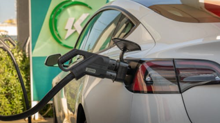 CFE tiene el trámite que pocos conductores conocen y puede cambiar el costo de cargar un auto eléctrico CFE tiene el trámite que pocos conductores conocen y puede cambiar el costo de cargar un auto eléctrico