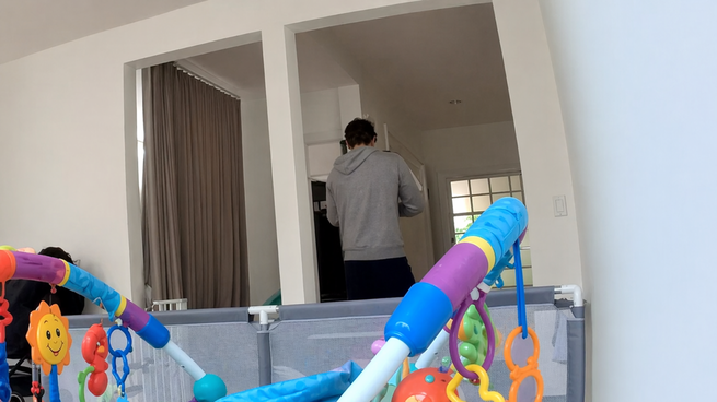 Alejandro Sánchez, en el momento exacto tras el asesinato de su esposa Carolina Flores.