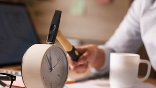 Brasil impulsa la reducción de la jornada laboral de 48 a 40 horas semanales. Brasil impulsa la reducción de la jornada laboral de 48 a 40 horas semanales.