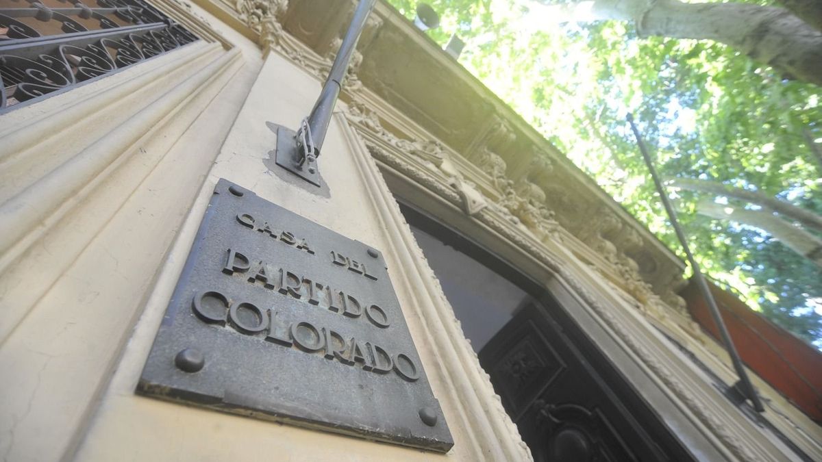 The plebiscite for entry to the municipalities generates discomfort in the Colorados and the support of the FA