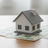 El banco presentó un préstamo hipotecario en dólares destinado tanto a la compra de primera como de segunda vivienda. La línea ofrece una tasa fija del 11,5% nominal anual, con un plazo de hasta 60 meses y un monto máximo de hasta u$s1 millón. El banco presentó un préstamo hipotecario en dólares destinado tanto a la compra de primera como de segunda vivienda. La línea ofrece una tasa fija del 11,5% nominal anual, con un plazo de hasta 60 meses y un monto máximo de hasta u$s1 millón.