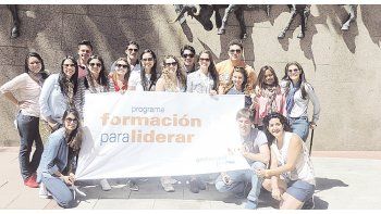 ámbito.com | Cada vez más empresas invierten en educación como forma de llegar a la sociedad