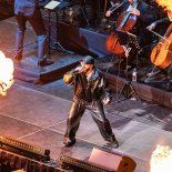 Yandel transformó el Movistar Arena y fusionó reggaetón y orquesta en un inicio que dejó al público de pie. Yandel transformó el Movistar Arena y fusionó reggaetón y orquesta en un inicio que dejó al público de pie.