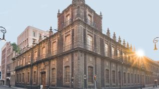 En 1884, con la primera fusión bancaria del país, (Banco Nacional y Banco Mercantil) nace el Banco Nacional de México. En 1884, con la primera fusión bancaria del país, (Banco Nacional y Banco Mercantil) nace el Banco Nacional de México.