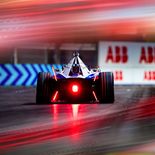 El Campeonato Mundial ABB FIA Fórmula E sigue creciendo y ampliando su alcance internacional. El Campeonato Mundial ABB FIA Fórmula E sigue creciendo y ampliando su alcance internacional.