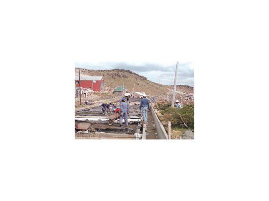 Nadie garantiza que fondos extra permitan sanear carencias en el sector de la obra pública.