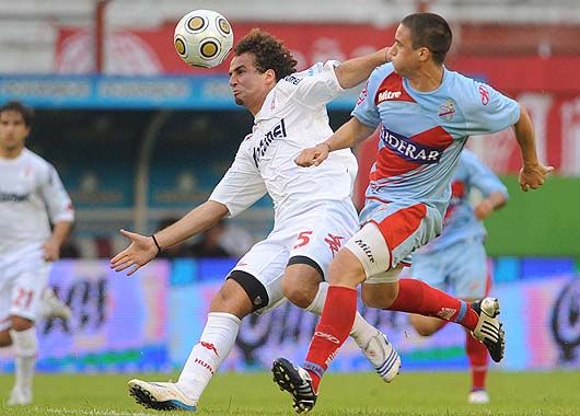 Huracán necesitaba los tres puntos para seguir prendido en la lucha por entrar a la Copa Libertadores.