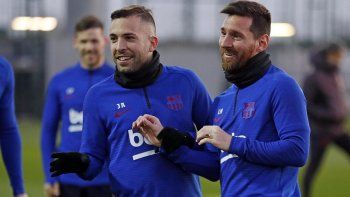 Jordi Alba y Messi, en la primera práctica de 2020.
