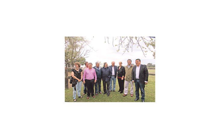 Margarita Stolbizer y Ricardo Alfonsín se reunieron con Luis Miguel Etchevehere (Sociedad Rural), Eduardo Buzzi (FAA), Rubén Ferrero (CRA) y Carlos Garetto (Coninagro) en San Miguel del Monte.