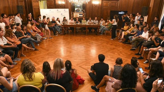 Legisladores de UP impulsarán medidas para acompañar el comienzo de clases tras aumentos