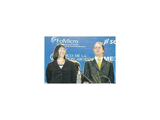 Felisa Miceliparticipó,junto aDanielScioli, de lainauguraciónde lasJornadas deFortalecimientoProductivo,que serealizaronayer enMoreno.