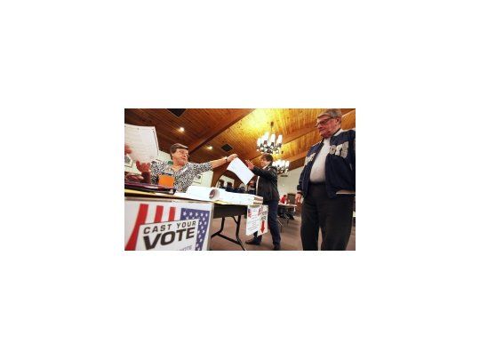 Romney y Santorum, cabeza a cabeza en el supermartes republicano