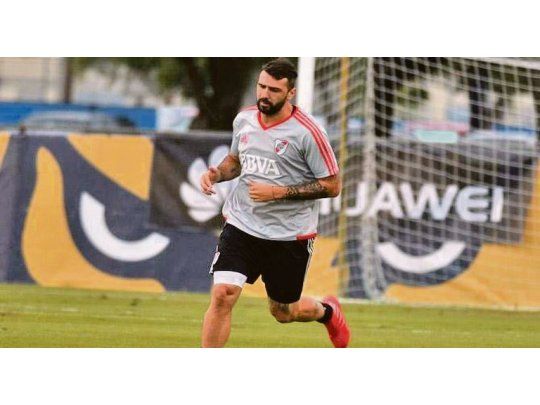 Goles para river. Lucas Pratto llega para suplir la falta de contundencia del equipo, también llegó Quintero para ponerle pausa al equipo.
