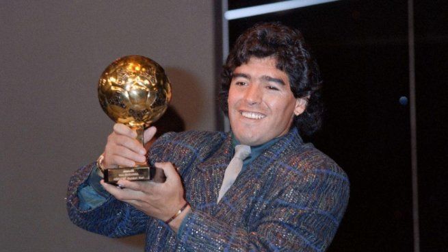 El Balón de Oro que le dieron a Diego Maradona en 1986