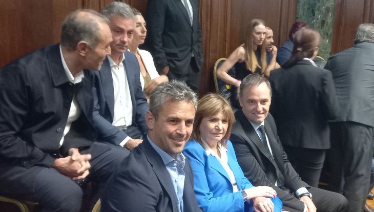 En la previa de su firma, Bullrich habló del proyecto de reforma laboral. En la previa de su firma, Bullrich habló del proyecto de reforma laboral.