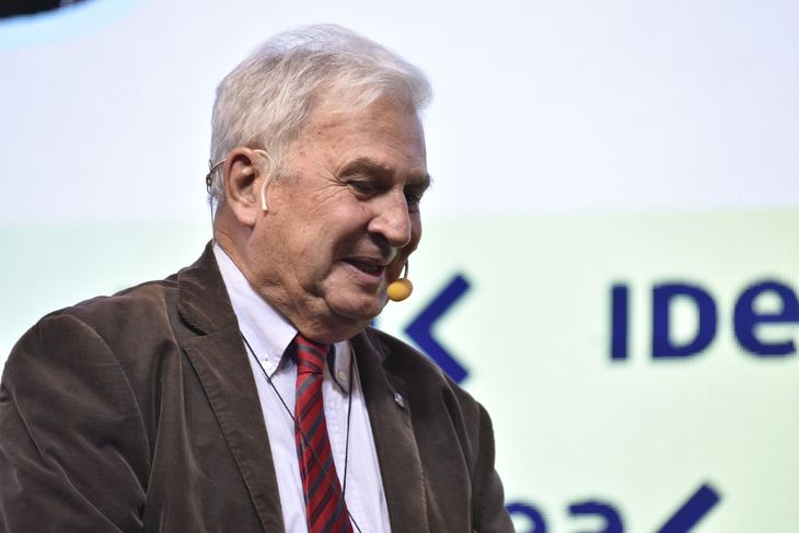 Mauricio Saldívar. Mauricio Saldívar.