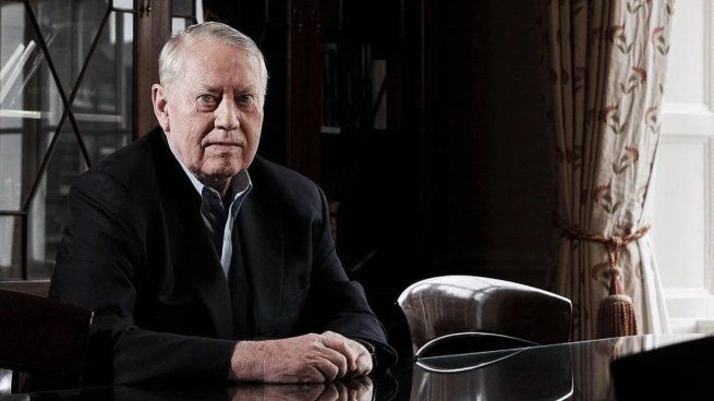 El multimillonario decidió prescindir de su fortuna y donar todo para causas benéficas antes de morir.