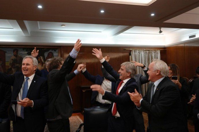 El Gobierno festejó la flexibilización del cepo.