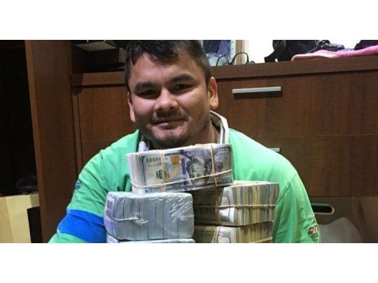 Lejos de la figura que mostró en el cuadrilátero, Maidana dejó asentado que disfruta de su retiro con los dólares sumados en sus peleas. (Foto Instagram).