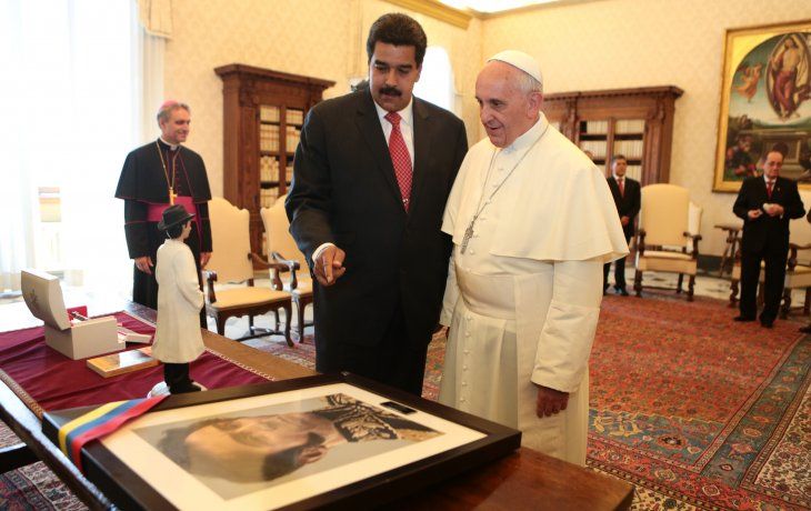 Ahora Maduro le pide ayuda al papa Francisco