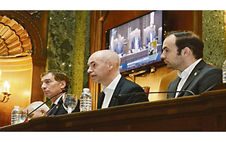 ámbito.com | inicio. El jefe de Gobierno porteño inauguró ayer  las sesiones ordinarias en la Legislatura porteña junto al  vicejefe Diego Santilli y el vice primero de la Legislatura, Francisco Quintana.