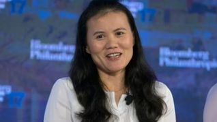 Lucy Peng fundó Alibaba, junto a Jack Ma, en 1999. Lucy Peng fundó Alibaba, junto a Jack Ma, en 1999.
