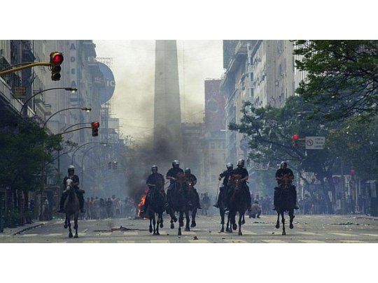 Represión de 2001: condenaron a Mathov y Santos