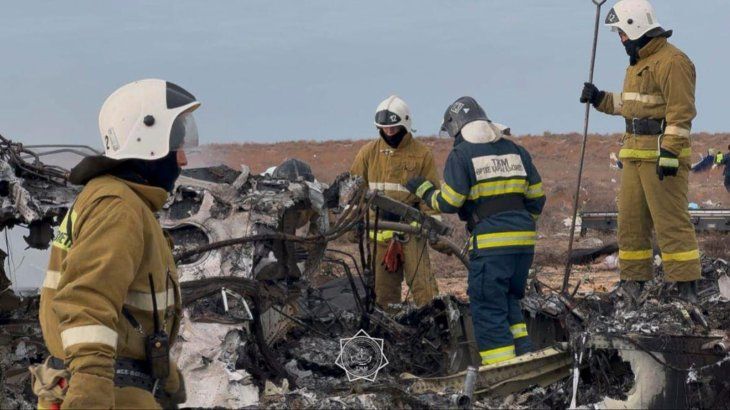 Según reportes, las autoridades rusas negaron el permiso para el aterrizaje del avión.