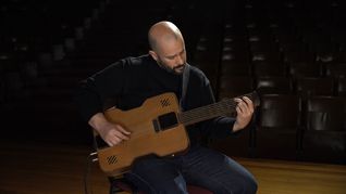 Lucas Rubinstein, CTO de la startup nReal Sounds, con la Mixtar. Lucas Rubinstein, CTO de la startup nReal Sounds, con la Mixtar.