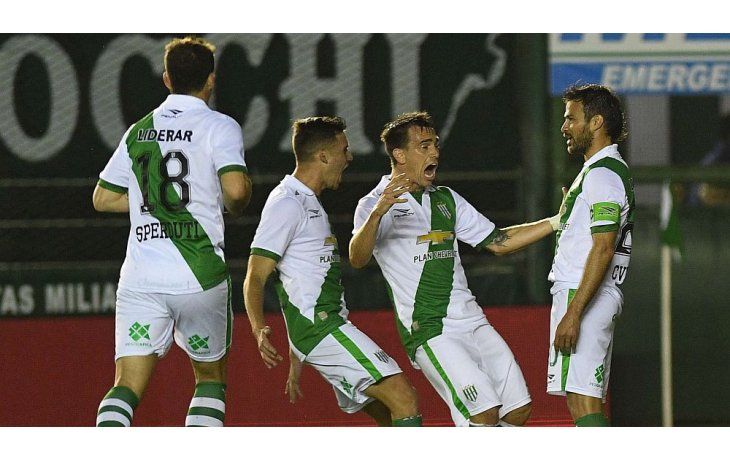 Banfield mostró mucho poder de fuego, pero festejó con lo justo