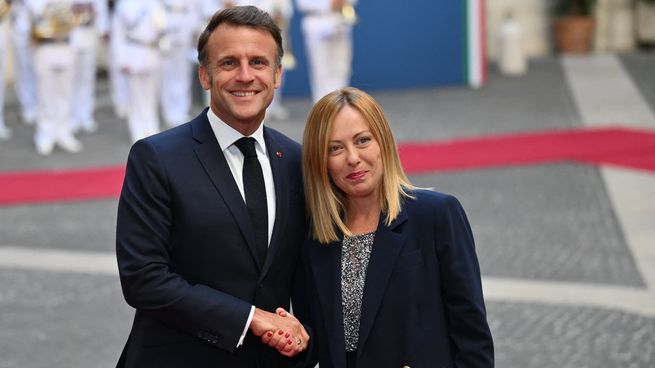Emmanuel Macron y Giorgia Meloni parecen haber llegado a un acuerdo para intentar aplazar el acuerdo Mercosur-UE.&nbsp;