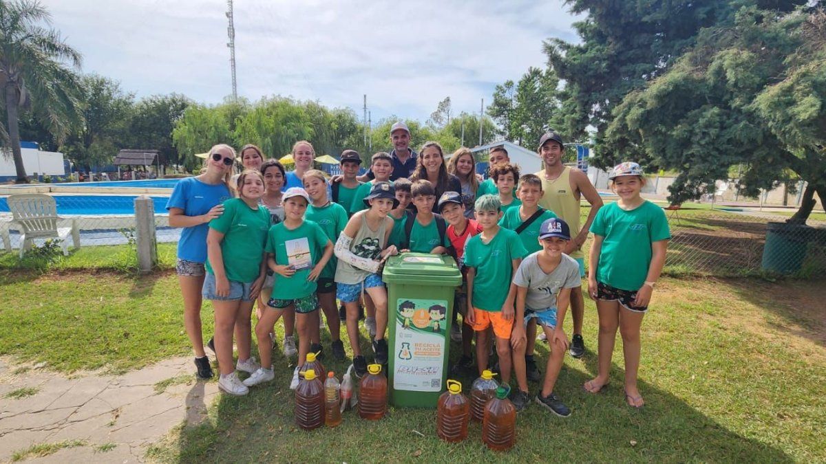 More than 4,800 students were trained on used oil recycling in Argentina