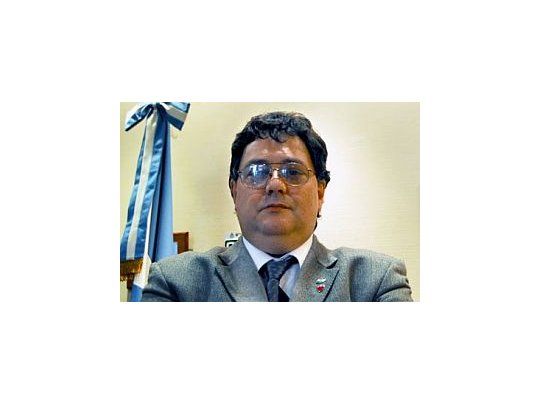 Es un papelón seguir con una Corte sin los miembros que tiene que tener