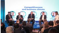 El primer panel contó con la participación de Mariano Bosch, CEO y cofundador de Adecoagro; Fabián Kon, CEO de Grupo Galicia; Roberto Murchison, presidente ejecutivo del Grupo Murchison; y Martín Galdeano, presidente de Ford Argentina y Sudamérica.