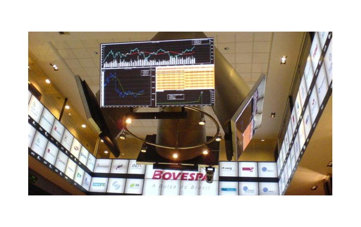 Bovespa opera estable y el real a 3,95