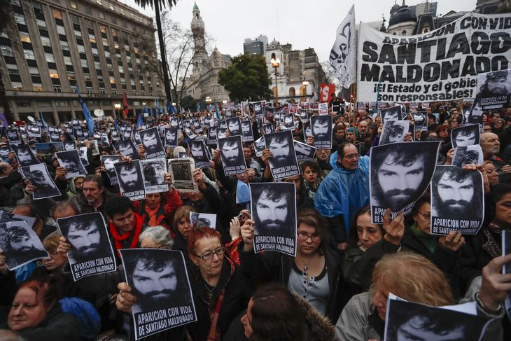 Movilización para pedir justicia por la muerte de Santiago Maldonado.