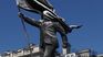 El Ayuntamiento de Westminster decidió cercar preventivamente la escultura de Bansky.